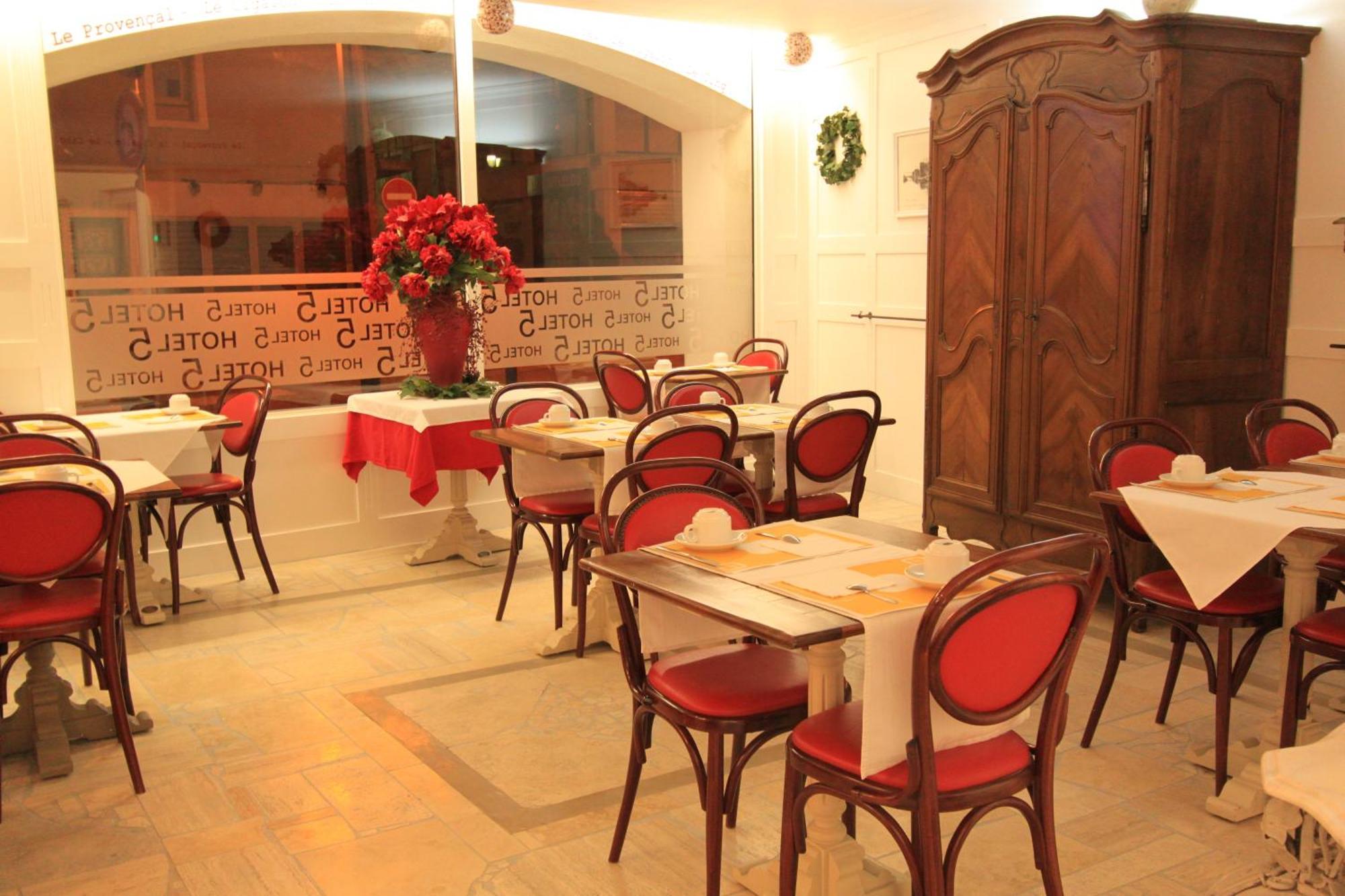 Hotel Le 5 مارتيج المظهر الخارجي الصورة