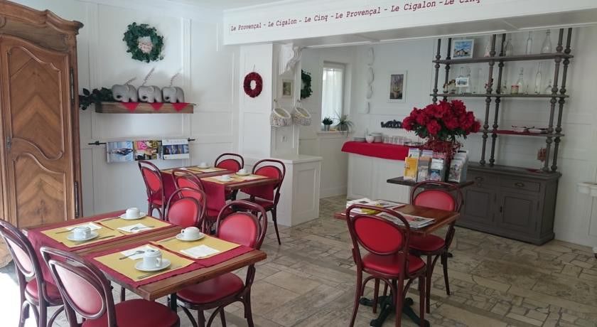 Hotel Le 5 مارتيج المظهر الخارجي الصورة